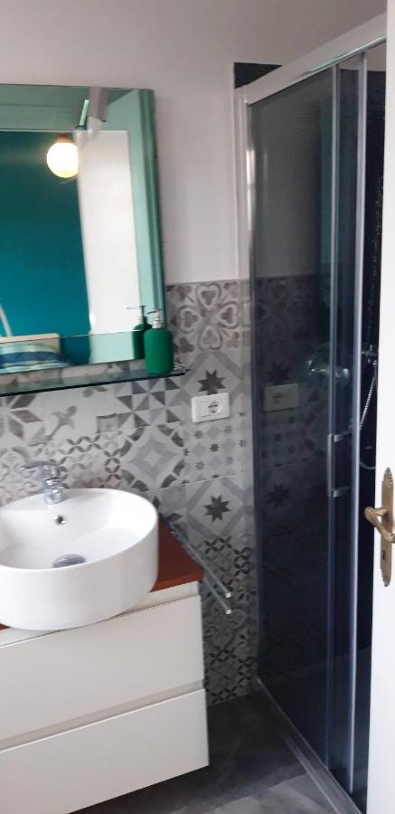 B&B Des Artistes Borzano Εξωτερικό φωτογραφία