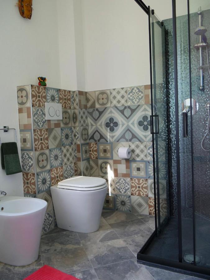 B&B Des Artistes Borzano Εξωτερικό φωτογραφία