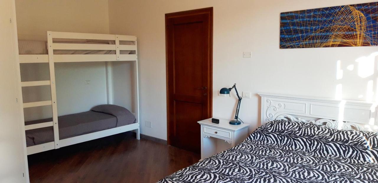 B&B Des Artistes Borzano Εξωτερικό φωτογραφία