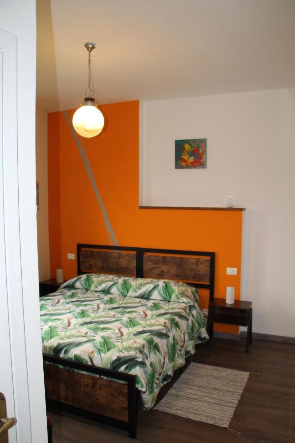 B&B Des Artistes Borzano Εξωτερικό φωτογραφία